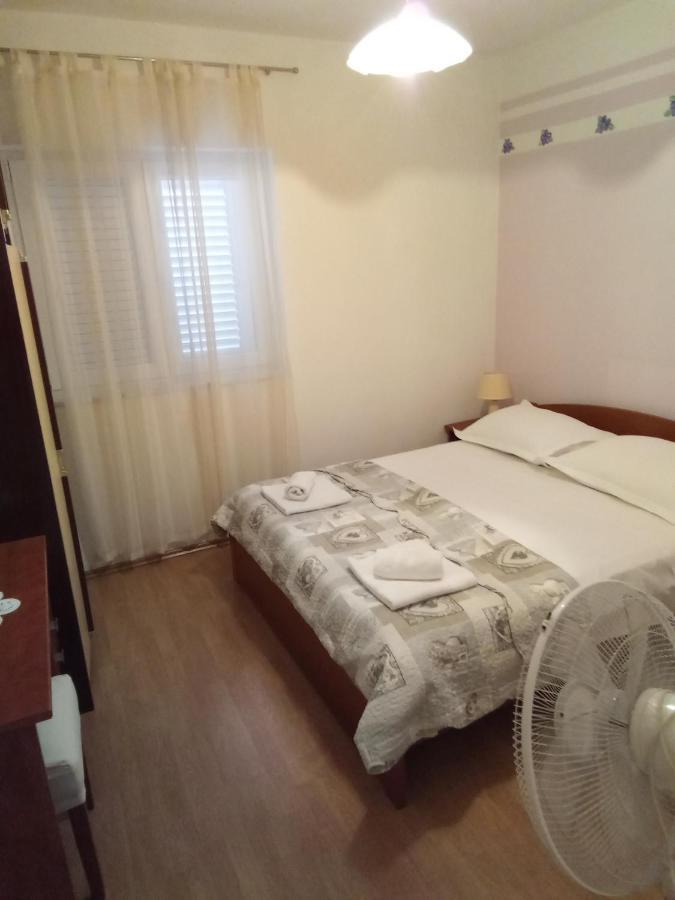 Apartments Smiljana Mucic Makarska Dış mekan fotoğraf